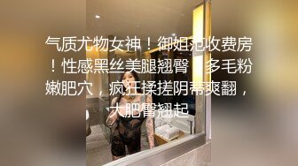 胆大牛人潜入县城卫生院女厕手机近距离偷拍医护大小便口味有点重都快贴到人家屁股上了