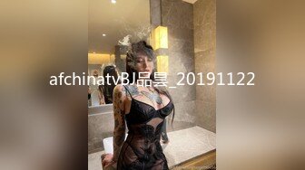 《究极核弹✅泄密》顶级绿帽极品巨乳网红反差人妻【420Abb】私拍，露出调教啪啪一对车大灯玩法太多，男人泄欲神器 (6)