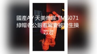  素人自拍3男2女4P大乱交 一个拍两个干 无套内射