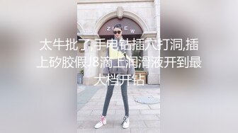 ❤️ ❤️ 巨乳爱好者，一对大奶白又嫩，浴缸湿身诱惑，狂撸大屌乳交，夹着套弄很舒服，上下猛砸