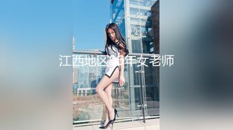 有牛子的小姐姐 Ts童酱：名场面 KTV 做爱。丢下朋友躲进厕所大战，朋友还在外面讨论！