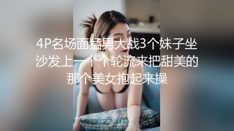 潜入医院偷拍到两位美女护士