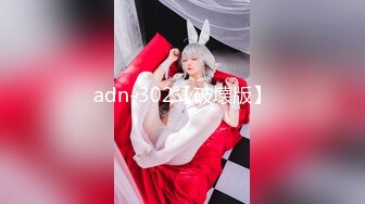 170CM大长腿牛仔裤美妞，有点骚坐在身上扭动屁股